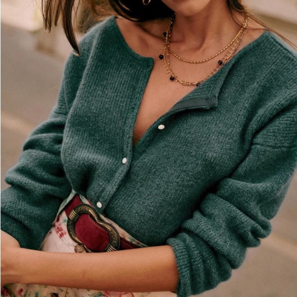 Sézane Gaspard Jumper in Sage